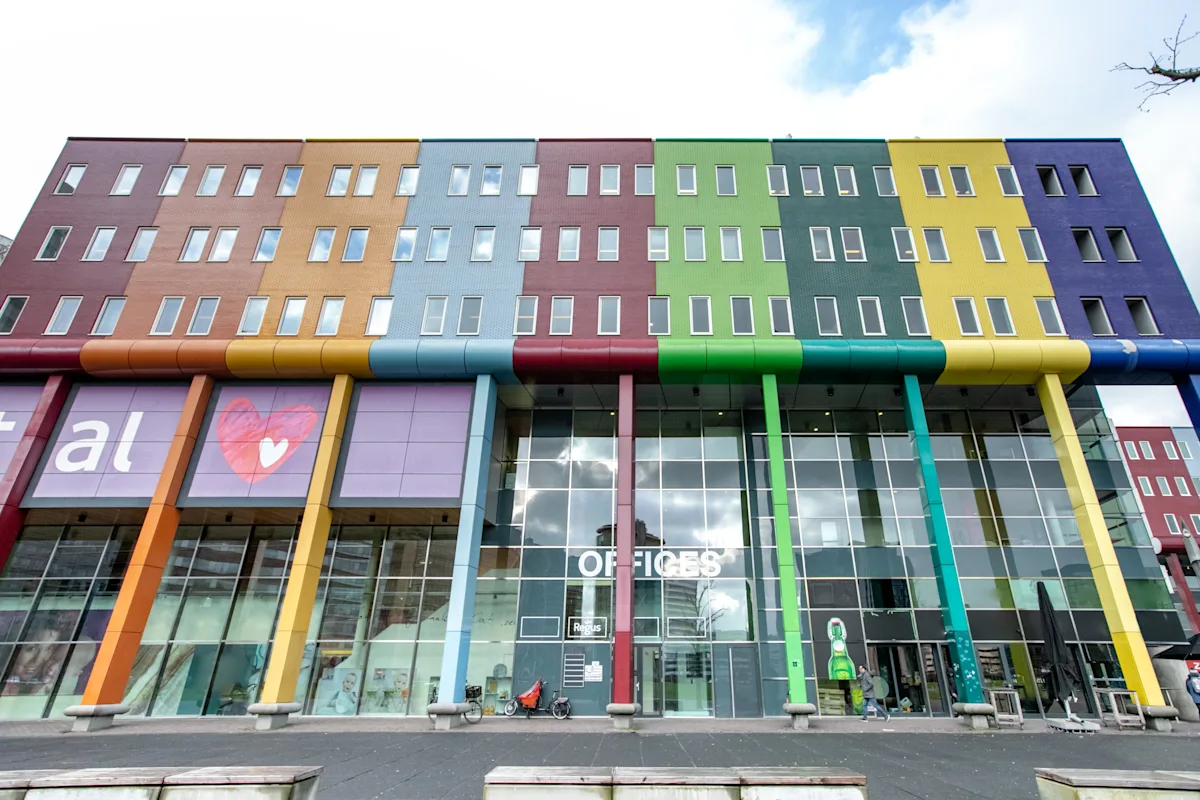 Regus, Johan Cruijf Boulevard 65-71 - 1.webp